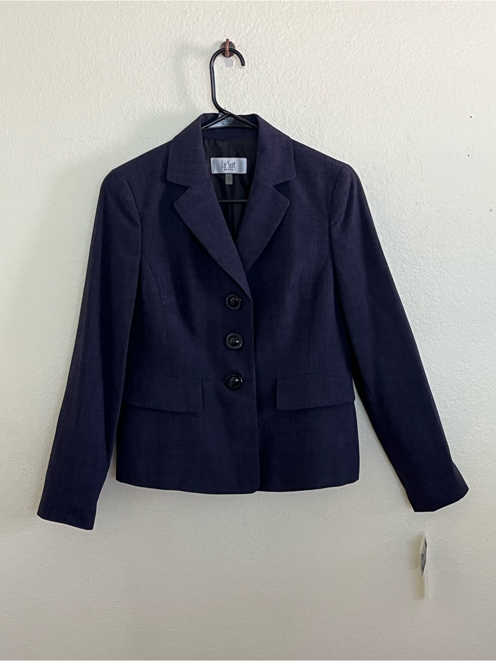 Le Suit NWT Dark Plum Three Button Single-Breasted Blazer Jacket Size 4P